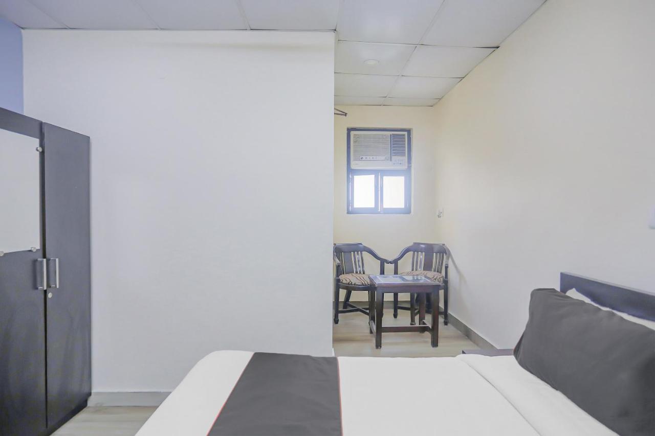 Collection O A3S Lodge Near Dilli Haat Ina 뉴델리 외부 사진