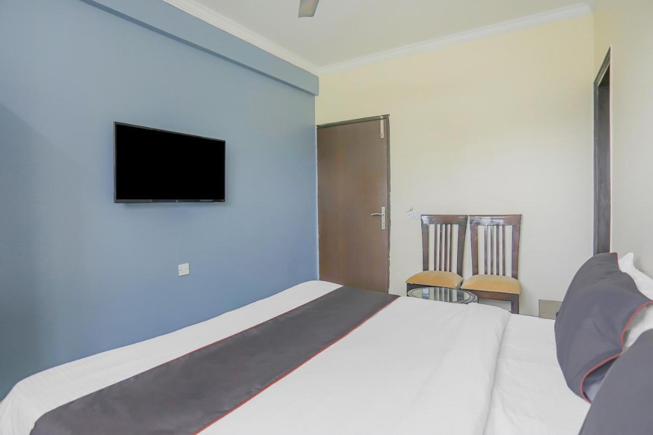 Collection O A3S Lodge Near Dilli Haat Ina 뉴델리 외부 사진